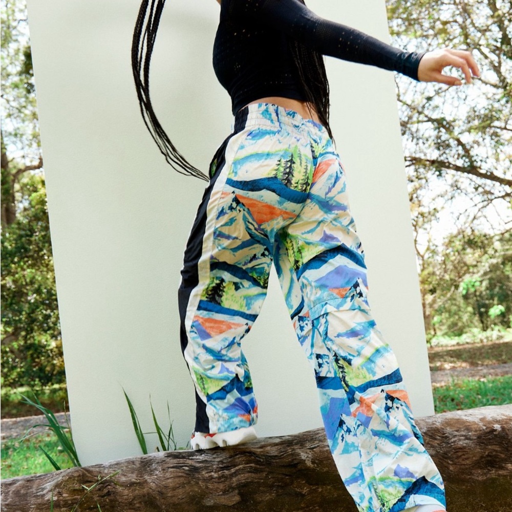 New with tags Free People Ski End Zone pants